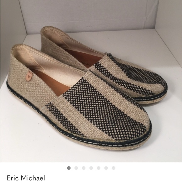Eric Michael Shoes - Eric Michael Womens  Beige and Black Loafers Size 38 SB-E